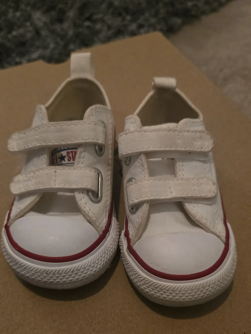 Converse Toddler White Canvas Sneakers with Red Trim [Size 4]